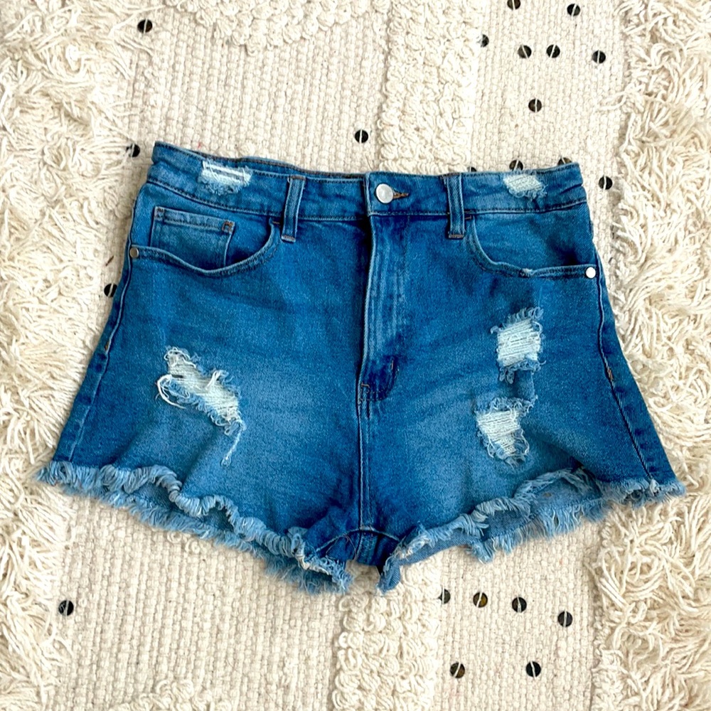 Love, Fire denim cut off shorts size 11